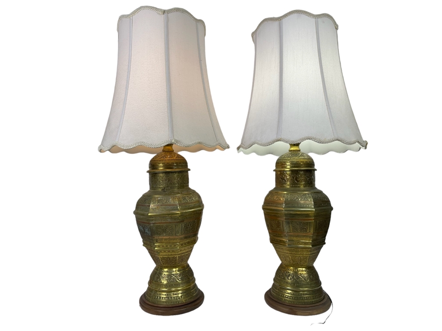 Stunning Vintage Pair Of Large Ethnic Philippine Gador Islamic Urns Mindanao Maranao People Converted To Table Lamps - See Photos For Shades [Photo 4]