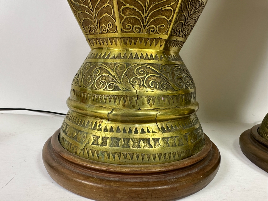 Stunning Vintage Pair Of Large Ethnic Philippine Gador Islamic Urns Mindanao Maranao People Converted To Table Lamps - See Photos For Shades [Photo 8]