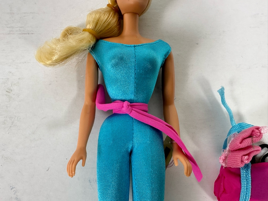 Hand Signed By Ruth Handler (Inventor Of Barbie / Co-Founder Of Mattel) Great Shape Mattel Barbie Doll 1983 Signed By Ruth Handler On Back [Photo 8]