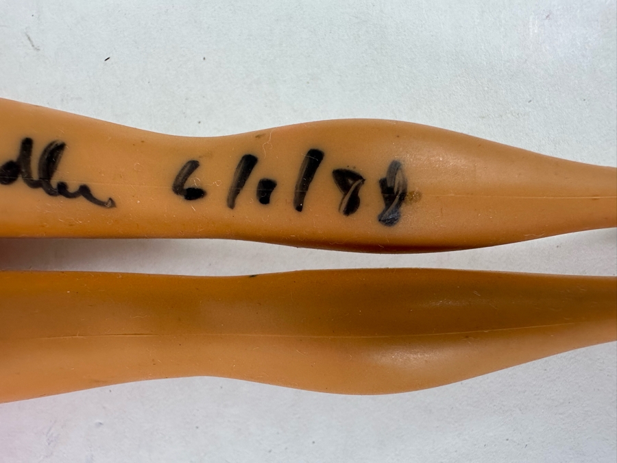 Hand Signed By Ruth Handler (Inventor Of Barbie / Co-Founder Of Mattel) Vintage Mattel Barbie Doll Signed By Ruth Handler Along Leg [Photo 17]