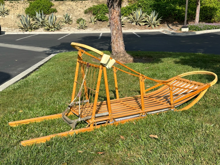 Signed Ed Moody (1911-1994, NH) Fine Handcrafted Iditarod Dog Sled In Excellent Condition 106W X 24D X 35H [Photo 1]
