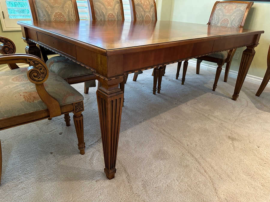 Ethan Allen Goodwin Formal Wooden Dining Table With Two Leaves And Eight Ethan Allen Dining Chairs In Excellent Condition [Photo 17]