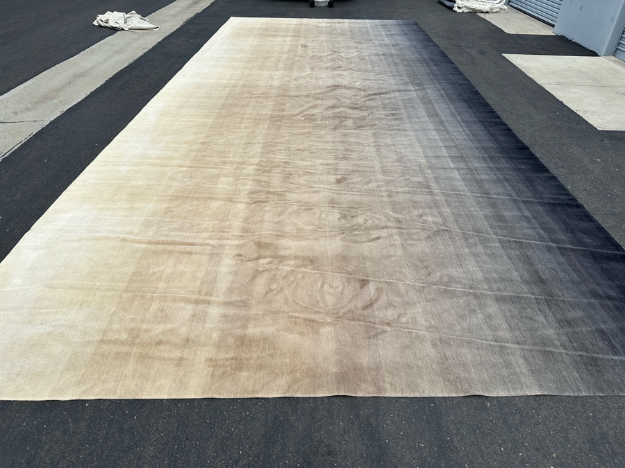 HUGE Color Gradient Area Rug 12' 1' X 28' 2' [Photo 3]