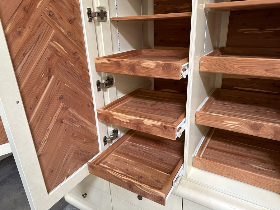2-Piece Cedar Lined Highboy Dresser With Sliding And Fixed Shelves On Top And 6-Drawers On The Bottom With Brass Base Modern 1980's / 90's Lacquer Design Very Heavy 60W X 25D X 78H [Photo 7]