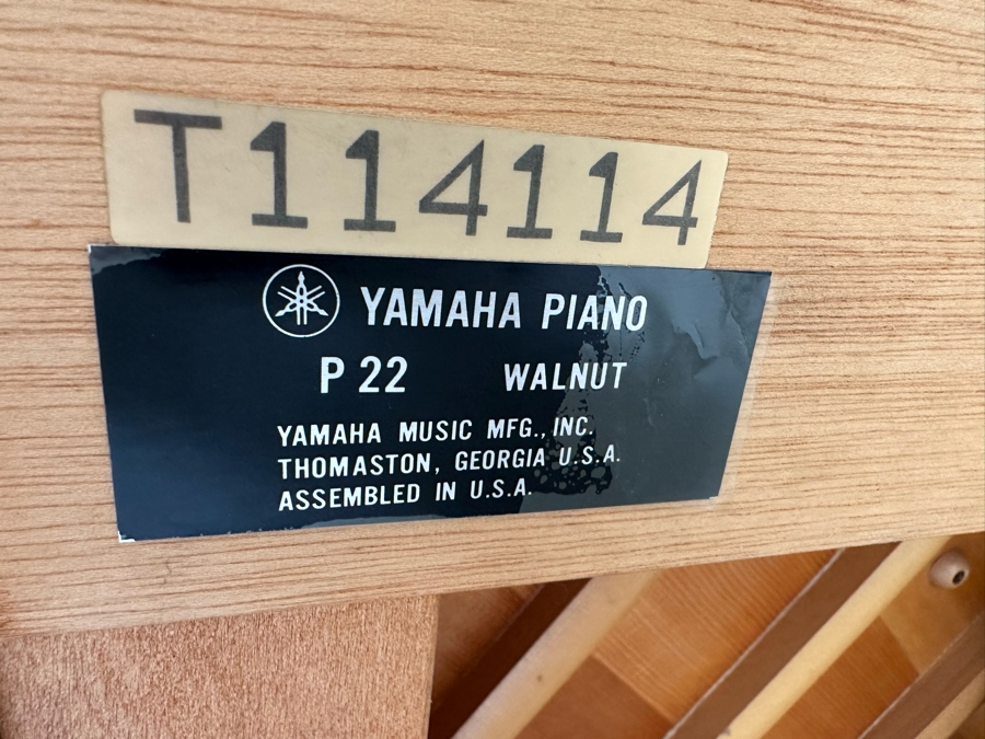 YAMAHA Acoustic P22 Upright Piano In Walnut With Bench 59W X 23.5D X 45.5H [Photo 7]