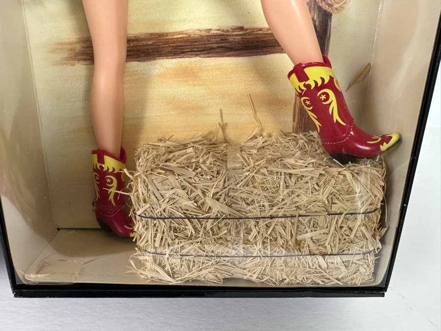 Pin Up Girls Collection Way Out West Limited Edition Of 25,000 Gold Label Collection Mattel Barbie Doll 2005 New In Box J0934 [Photo 6]