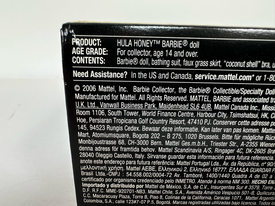 Pin-Up Girls Collection Hula Honey Limited Edition of 25,000 Gold Label Collection Mattel Barbie Doll 2006 New In Box J0951 [Photo 15]