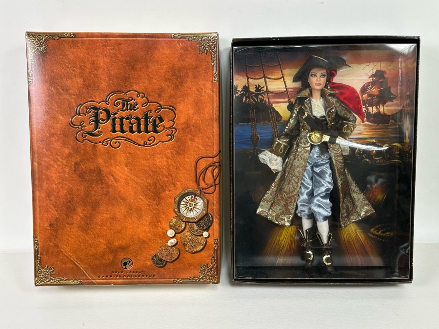 The Pirate Limited Edition of 9,400 Gold Label Collection Mattel Barbie Doll 2007 New In Box K7972 [Photo 14]