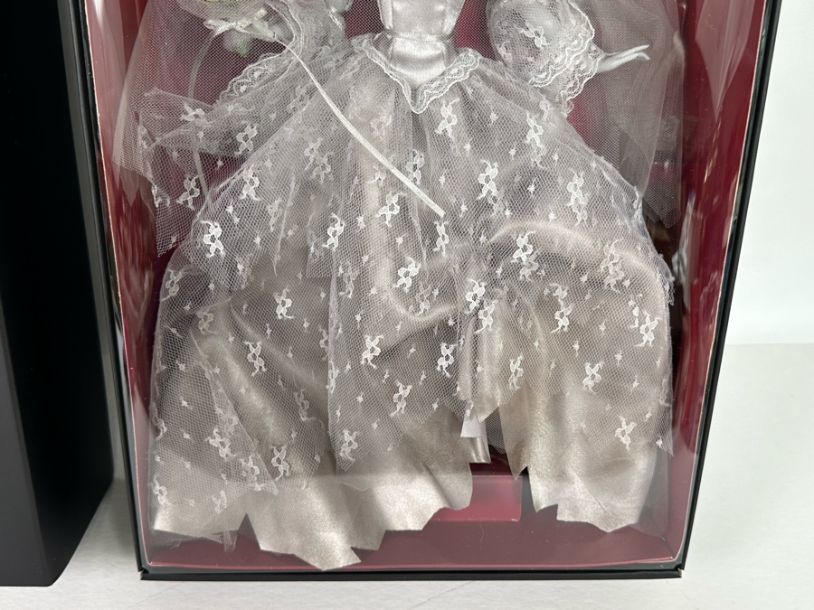 Haunted Beauty Zombie Bride Limited Edition Of 25,000 Gold Label Collection Mattel Barbie Doll 2015 New In Box CHX12 [Photo 6]
