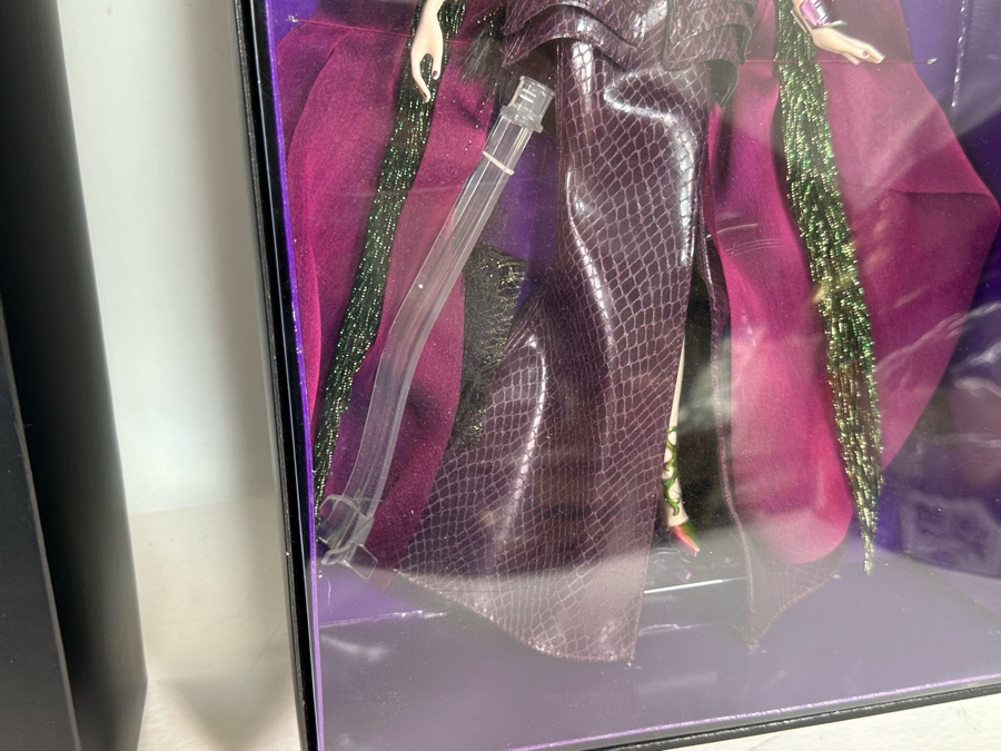 Empress of the Aliens Limited Edition of 4,800 Gold Label Collection Mattel Barbie Doll 2011 New In Box W3514 [Photo 7]