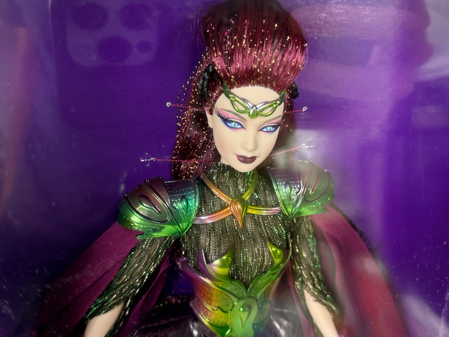 Empress of the Aliens Limited Edition of 4,800 Gold Label Collection Mattel Barbie Doll 2011 New In Box W3514 [Photo 4]