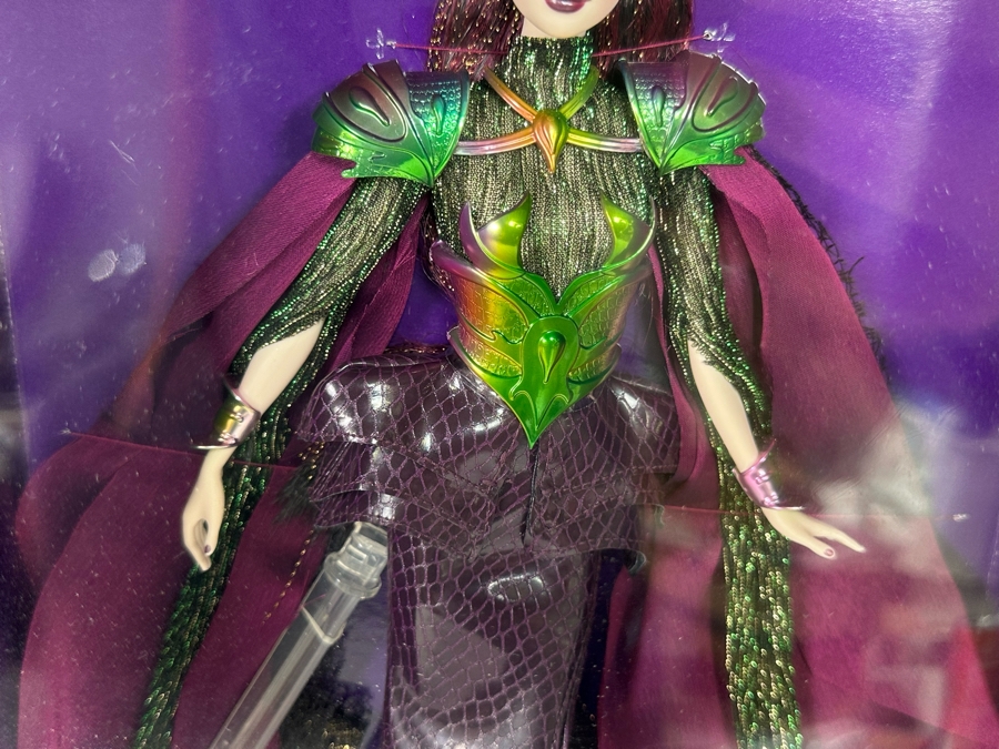 Empress of the Aliens Limited Edition of 4,800 Gold Label Collection Mattel Barbie Doll 2011 New In Box W3514 [Photo 5]