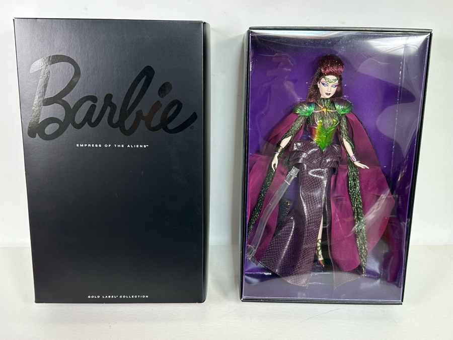 Empress of the Aliens Limited Edition of 4,800 Gold Label Collection Mattel Barbie Doll 2011 New In Box W3514 [Photo 3]