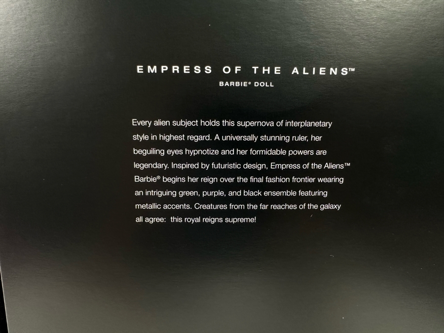 Empress of the Aliens Limited Edition of 4,800 Gold Label Collection Mattel Barbie Doll 2011 New In Box W3514 [Photo 9]