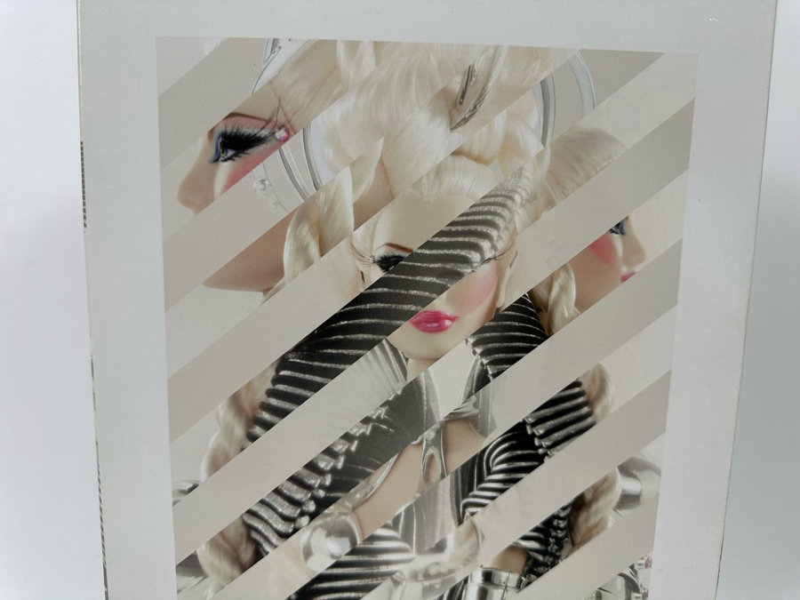 Goddess Of The Galaxy Limited Edition Of 4,200 Gold Label Collection Mattel Barbie Doll 2011 New In Box T7678 [Photo 6]