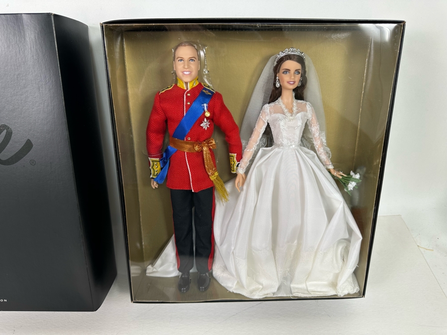William and Catherine Royal Wedding Limited Edition of 22,500 Gold Label Collection Mattel Barbie Dolls 2011 New In Box W3420 [Photo 3]