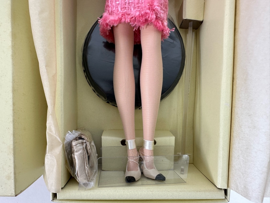 Fashion Model Collection Genuine Silkstone Body Limited Edition Of 12,100 Gold Label Collection Mattel Barbie Doll 2007 New In Box M4969 [Photo 8]