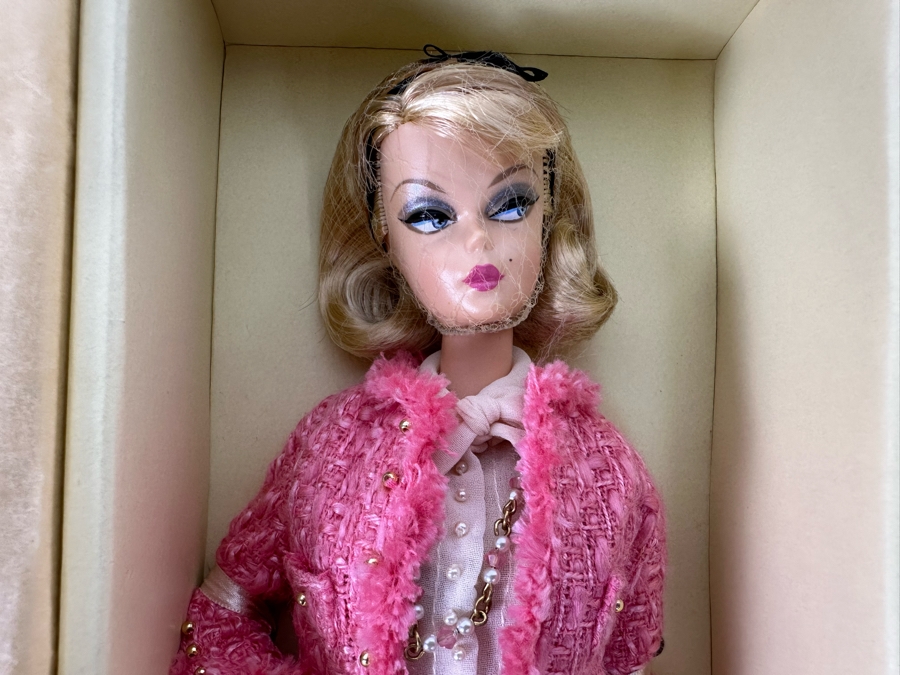 Fashion Model Collection Genuine Silkstone Body Limited Edition Of 12,100 Gold Label Collection Mattel Barbie Doll 2007 New In Box M4969 [Photo 5]