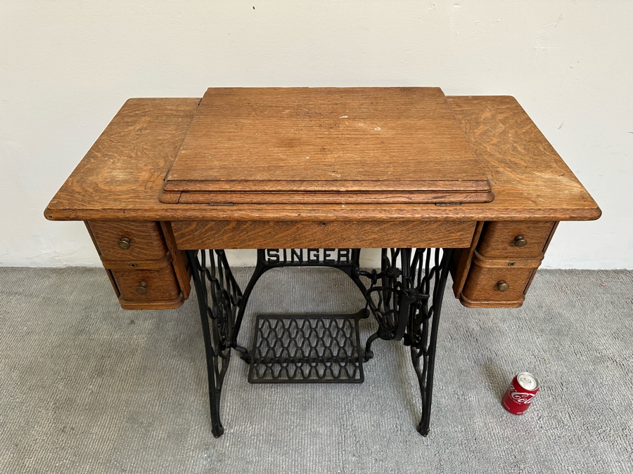 Antique Singer Treadle Sewing Machine With Tiger Oak Cabinet Missing Belt 36W X 18D X 30H [Photo 6]