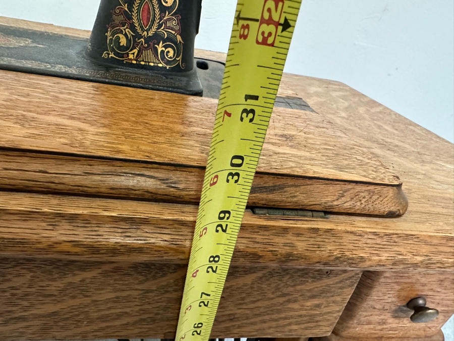 Antique Singer Treadle Sewing Machine With Tiger Oak Cabinet Missing Belt 36W X 18D X 30H [Photo 23]
