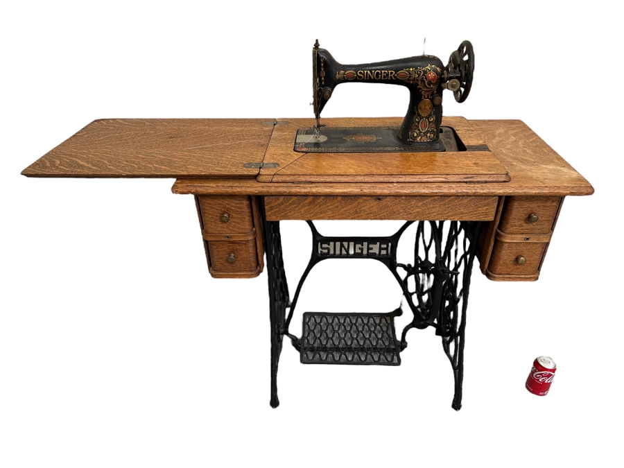 Antique Singer Treadle Sewing Machine With Tiger Oak Cabinet Missing Belt 36W X 18D X 30H [Photo 1]
