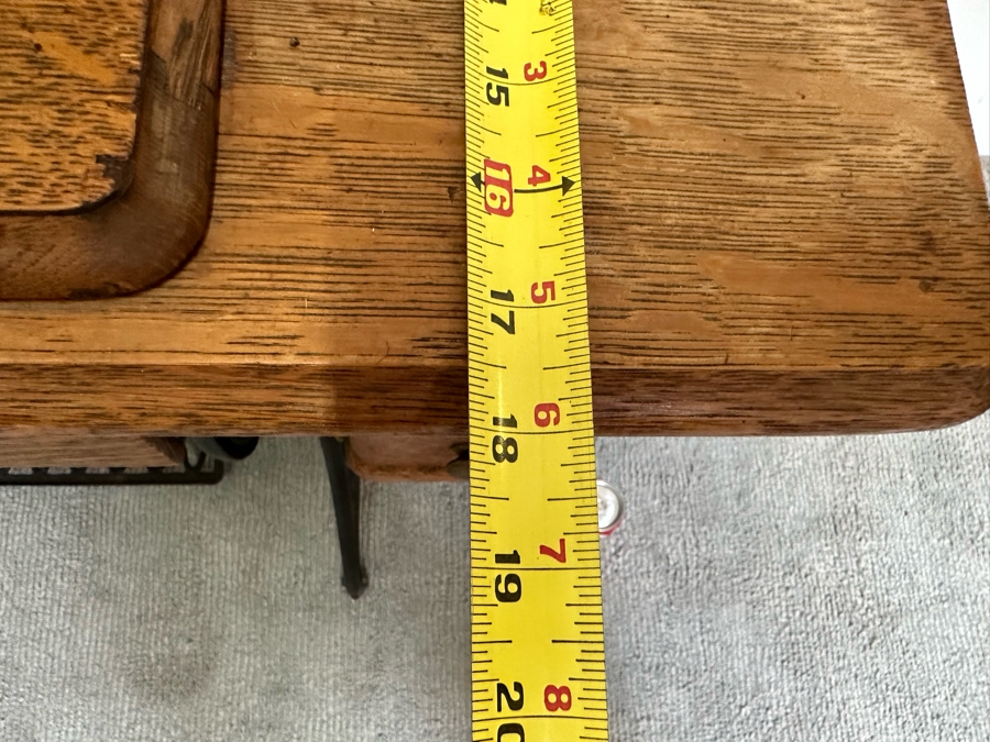 Antique Singer Treadle Sewing Machine With Tiger Oak Cabinet Missing Belt 36W X 18D X 30H [Photo 22]