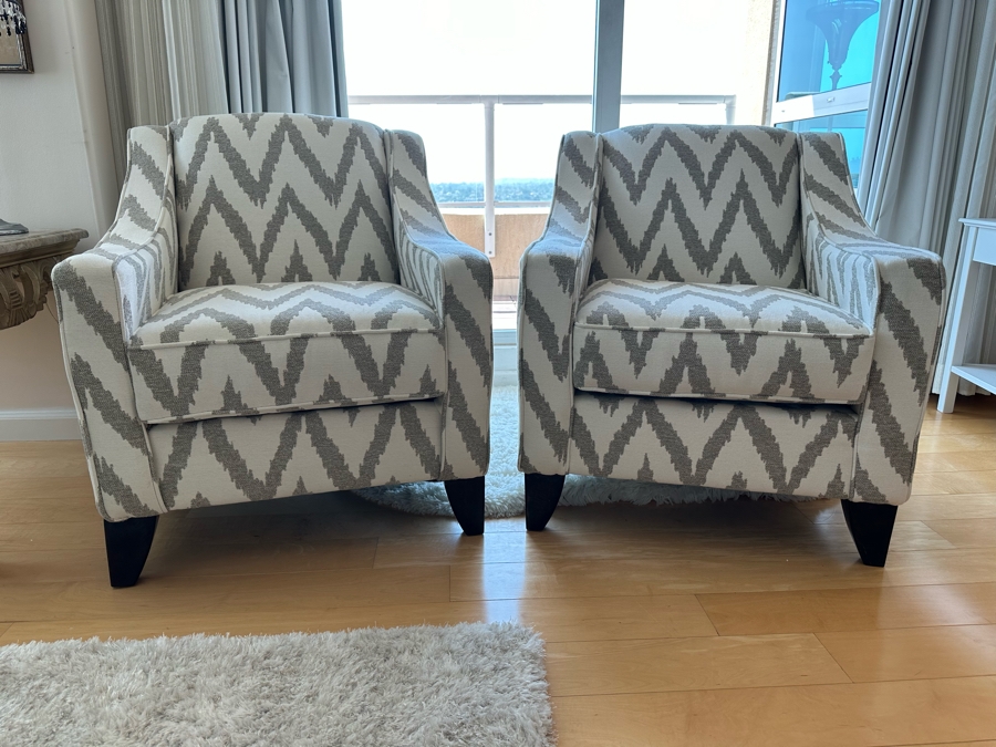 Pair Of Contemporary Upholstered Accent Side Vanessa Armchairs 29.5W X 36D X 34H [Photo 9]