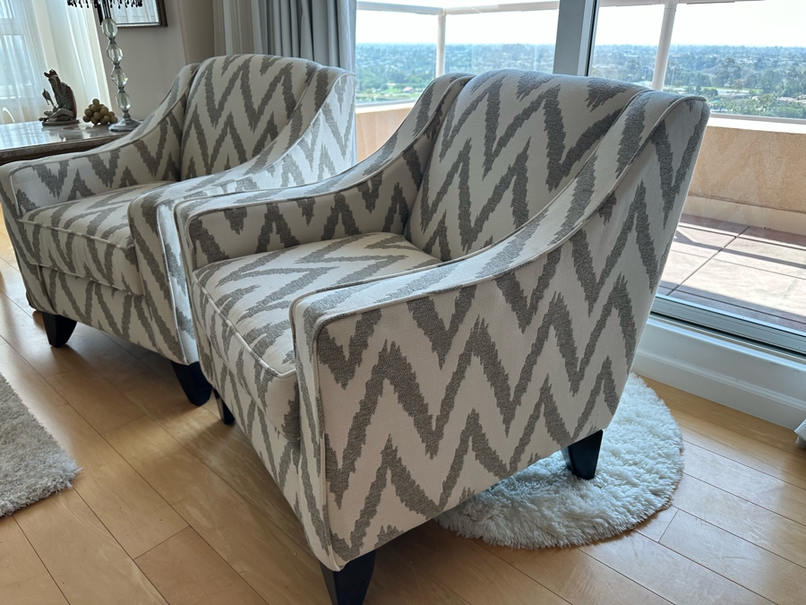 Pair Of Contemporary Upholstered Accent Side Vanessa Armchairs 29.5W X 36D X 34H [Photo 12]