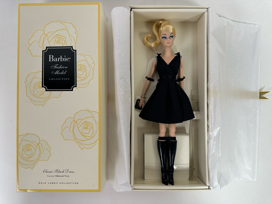 Fashion Model Collection Classic Black Dress Silkstone Body Limited Edition of 10,000 Gold Label Collection Mattel Barbie Doll 2015 New In Box DKN07 [Photo 3]