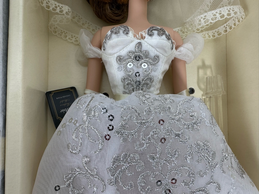 Fashion Model Collection Principessa Silkstone Body Limited Edition of 8,700 Gold Label Collection Mattel Barbie Doll 2013 New In Box BCP83 [Photo 6]