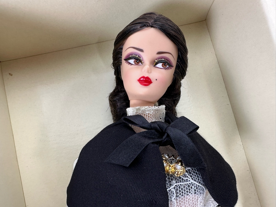 Fashion Model Collection Dulcissima Silkstone Body Limited Edition of 8,700 Gold Label Collection Mattel Barbie Doll 2013 New In Box BCP82 [Photo 5]