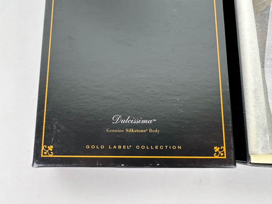 Fashion Model Collection Dulcissima Silkstone Body Limited Edition of 8,700 Gold Label Collection Mattel Barbie Doll 2013 New In Box BCP82 [Photo 3]