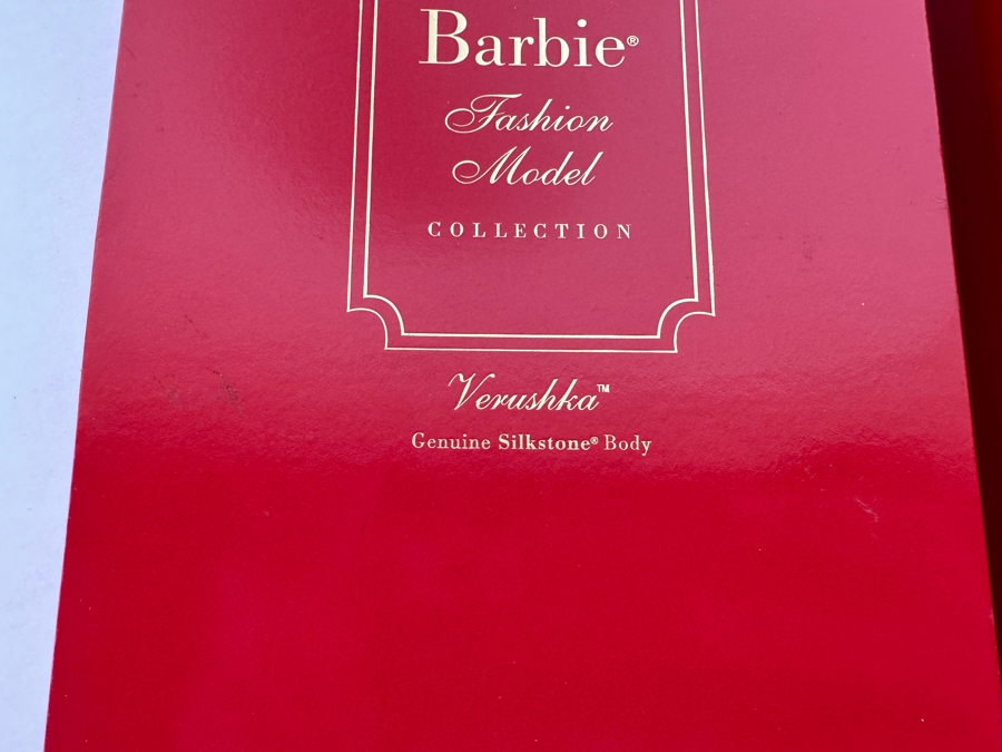 Fashion Model Collection Verushka Silkstone Body Limited Edition of 4,000 Gold Label Collection Mattel Barbie Doll 2010 New In Box T7674 [Photo 3]