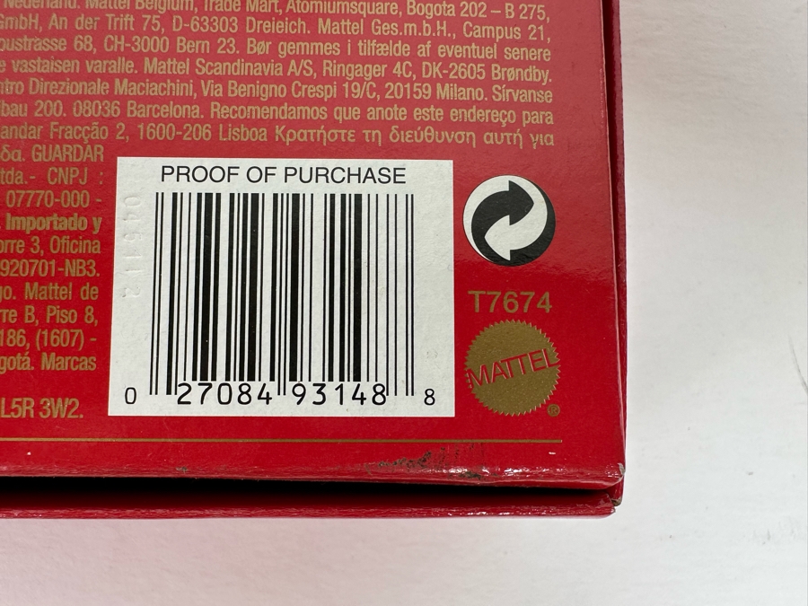 Fashion Model Collection Verushka Silkstone Body Limited Edition of 4,000 Gold Label Collection Mattel Barbie Doll 2010 New In Box T7674 [Photo 12]