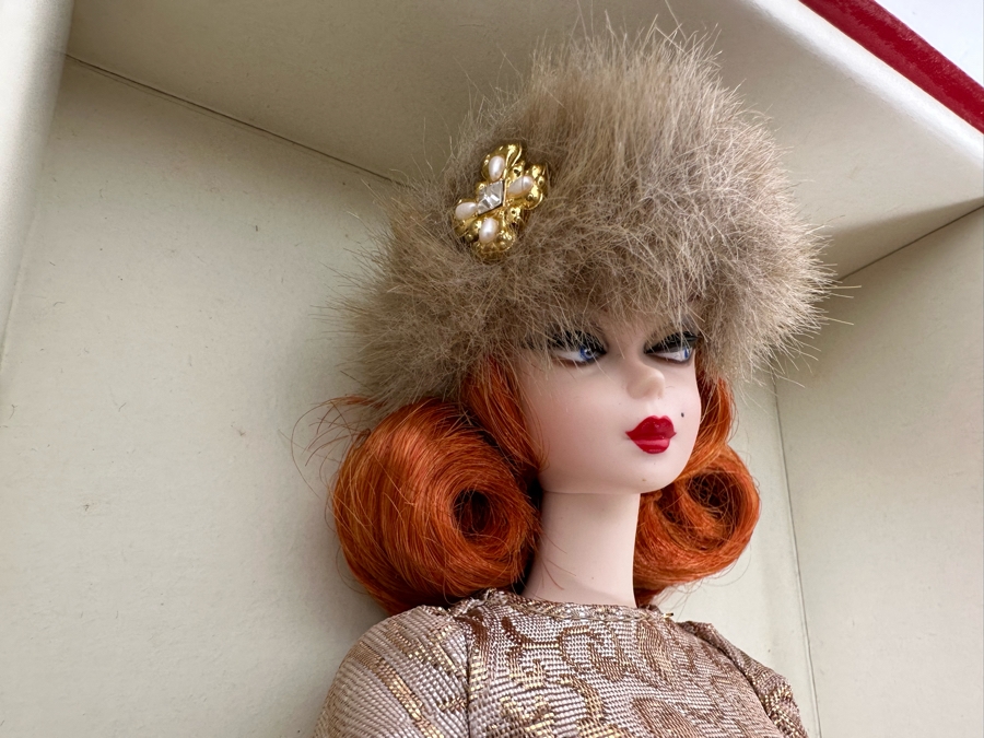 Fashion Model Collection Ekaterina Silkstone Body Limited Edition of 3,500 Gold Label Collection Mattel Barbie Doll 2010 New In Box T7673 [Photo 5]