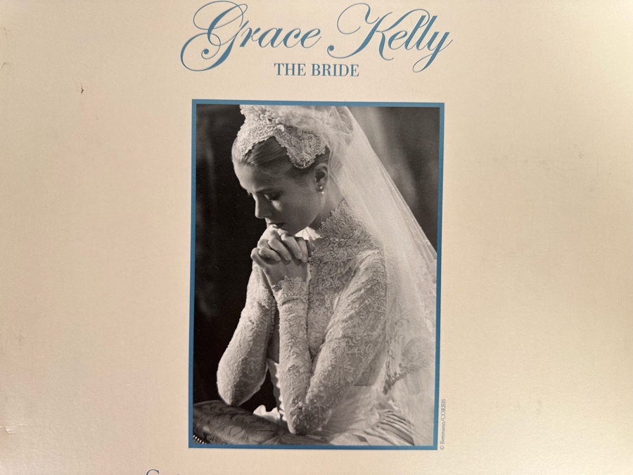 Grace Kelly The Bride Silkstone Body Limited Edition of 13,100 Gold Label Collection Mattel Barbie Doll 2011 New In Box T7942 [Photo 13]