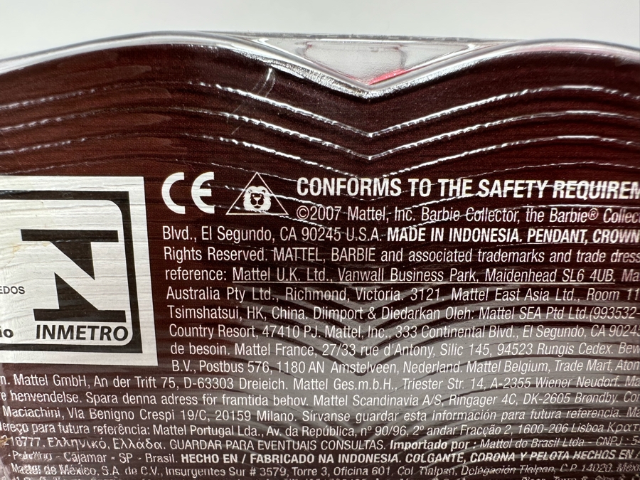 Alice in Wonderland Queen of Hearts Barbie Doll Limited Edition of 50,000 Silver Label Collection Mattel Barbie Doll 2007 New In Box L5850 [Photo 9]