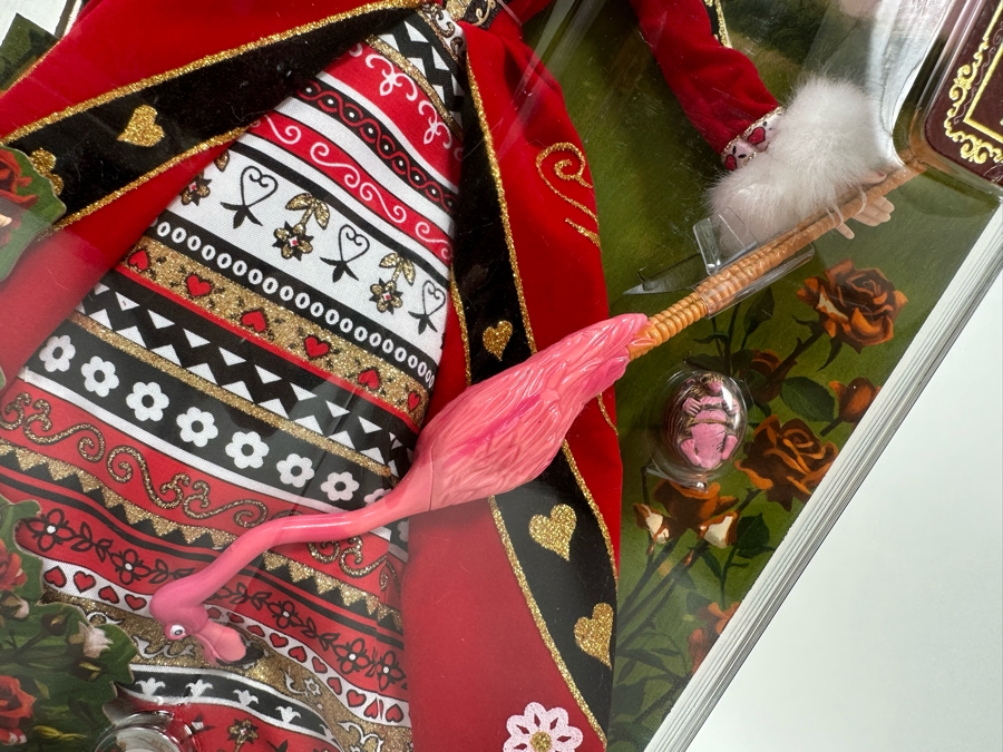 Alice in Wonderland Queen of Hearts Barbie Doll Limited Edition of 50,000 Silver Label Collection Mattel Barbie Doll 2007 New In Box L5850 [Photo 5]