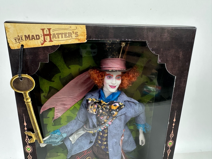 Disney Alice in Wonderland Mad Hatter Black Label Collection Mattel Barbie Doll 2009 New In Box T2104 [Photo 4]