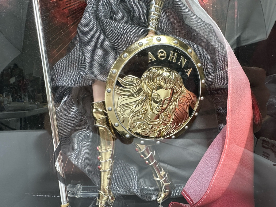 Athena Limited Edition of 5,300 Gold Label Collection Mattel Barbie Doll 2009 New In Box R4492 [Photo 7]