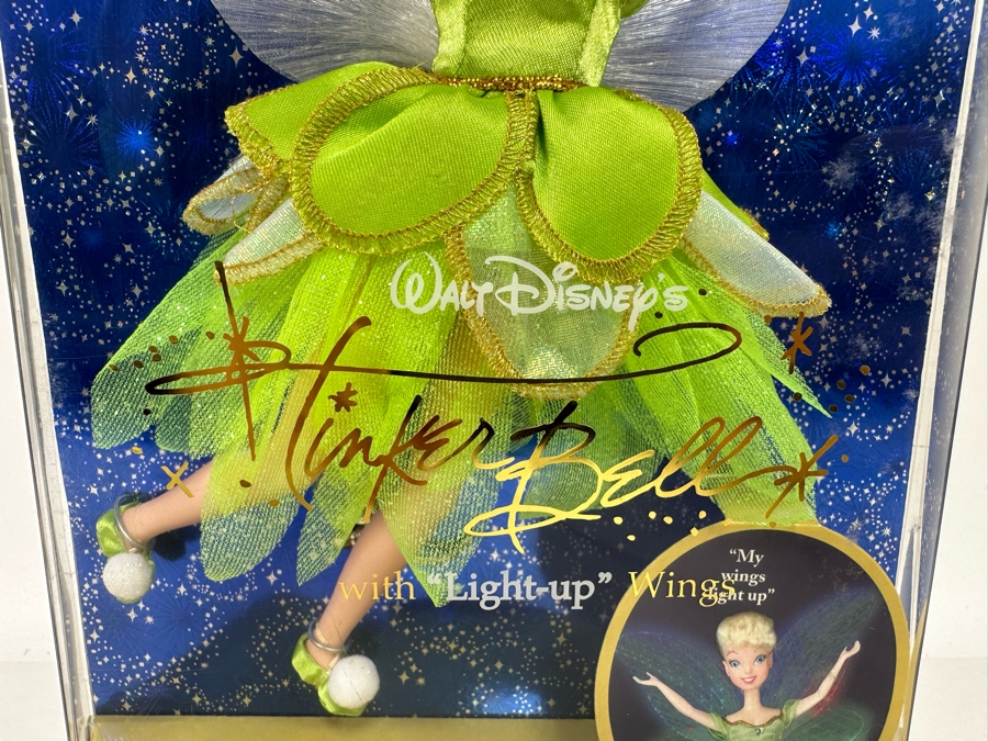 Walt Disney’s Tinker Bell Doll with Light Up Wings 50 Years of Disney Theme Parks Golden Edition New in Box [Photo 5]