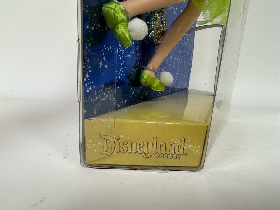 Walt Disney’s Tinker Bell Doll with Light Up Wings 50 Years of Disney Theme Parks Golden Edition New in Box [Photo 7]