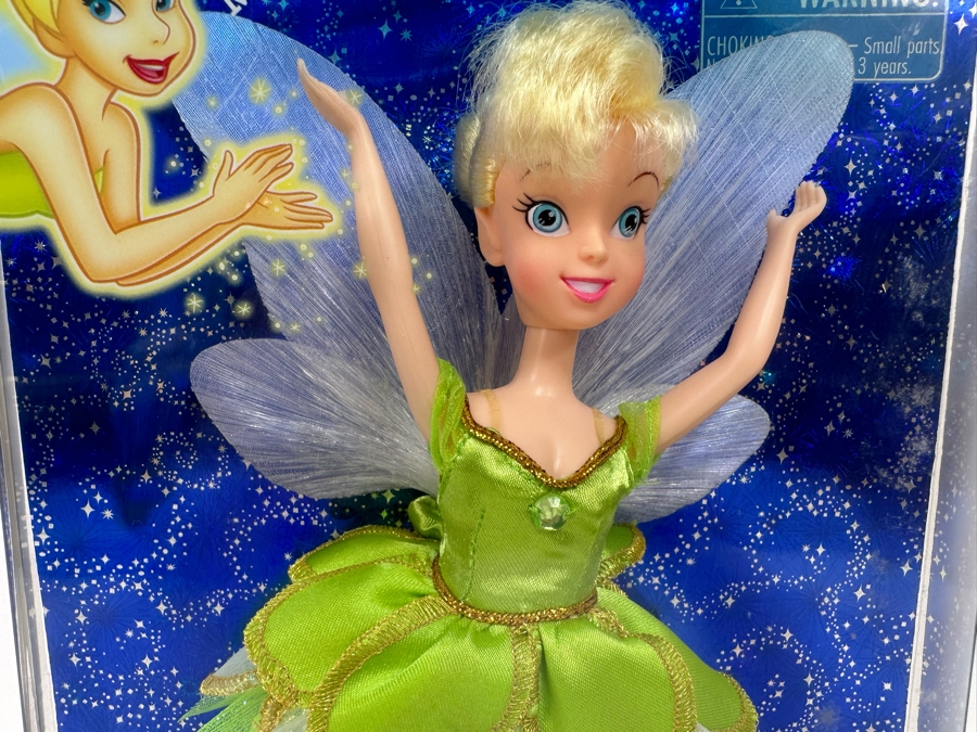 Walt Disney’s Tinker Bell Doll with Light Up Wings 50 Years of Disney Theme Parks Golden Edition New in Box [Photo 4]