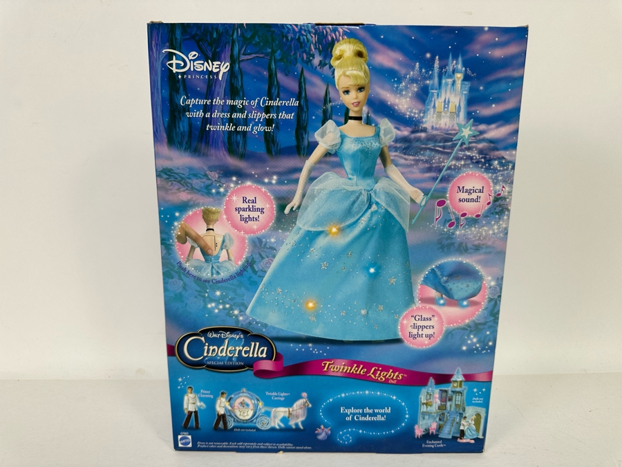 Walt Disney’s Cinderella Special Edition Princess Carolella Doll with Twinkle Lights 2004 New in Box G7983 [Photo 7]