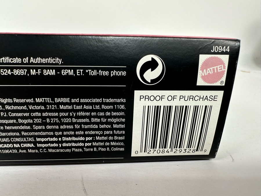 Best Models On Location: Monte Carlo Pink Label Collection Mattel Barbie Doll 2006 New In Box J0944 [Photo 17]