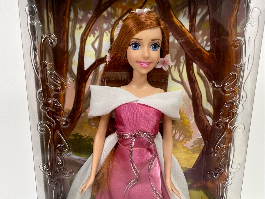 Walt Disney’s Enchanted Giselle Doll 2007 New in Box L3738 [Photo 3]
