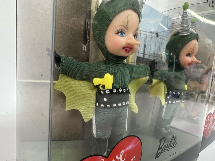 I Love Lucy Pink Label Collection Mattel Barbie Dolls: “Lucy is Envious” Episode 89 Kelly Dolls and “Lucy Gets a Paris Gown” Episode 147 Kelly Dolls 2008/2009 New In Box N2690/R4519 [Photo 4]