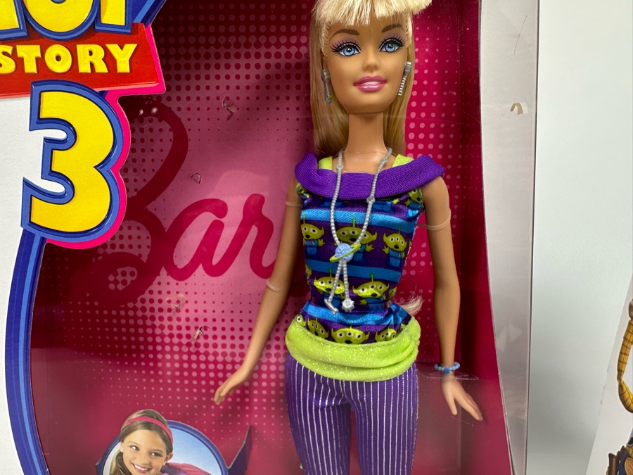 Toy Story 3 Mattel Barbie Dolls: Barbie Loves Buzz!, Barbie Loves Alien!, Barbie Loves Woody! 2009 New In Box R9295/R9296/R9297 [Photo 8]