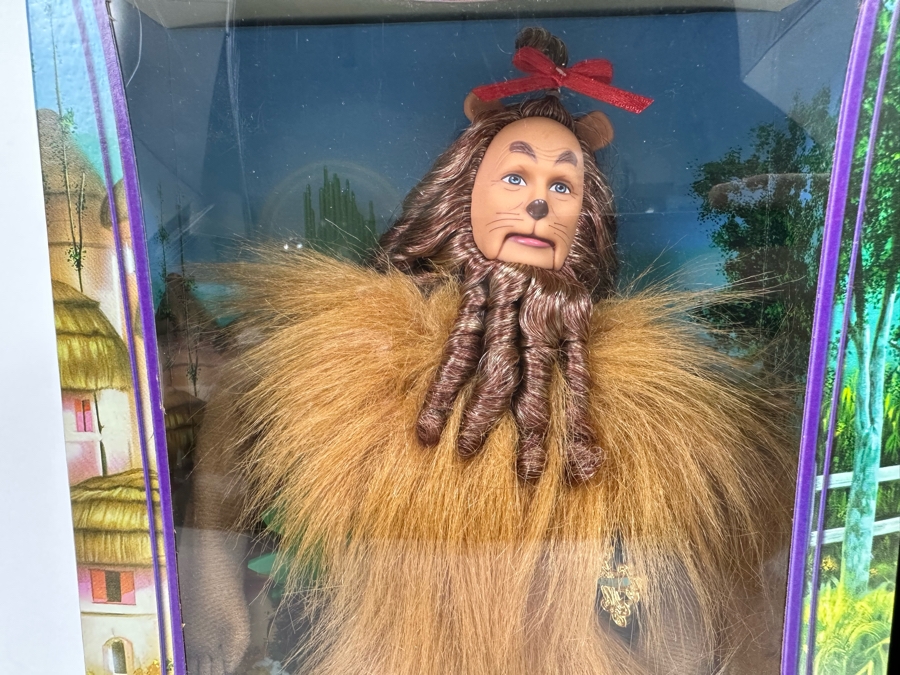 The Wizard of Oz Cowardly Lion and Tin Man Pink Collection Mattel Ken Dolls 2006 New In Box K8687/K8688 [Photo 4]