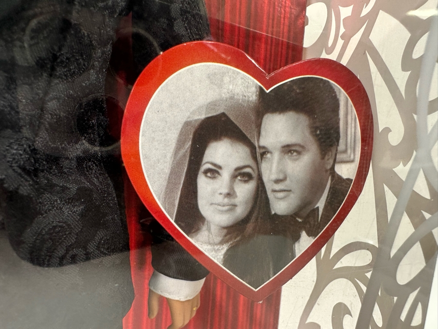 Elvis and Priscilla Pink Label Collection Mattel Barbie and Ken Dolls 2008 New In Box L9632 [Photo 5]